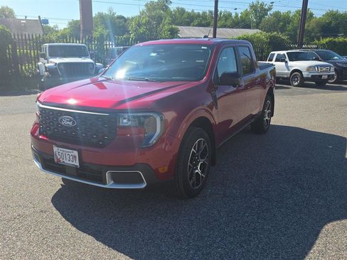 Used 2025 Ford Maverick Lariat w/ 4K Tow Package AWD/4WD image 3