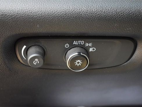 Certified 2022 Chevrolet Traverse LS image 22