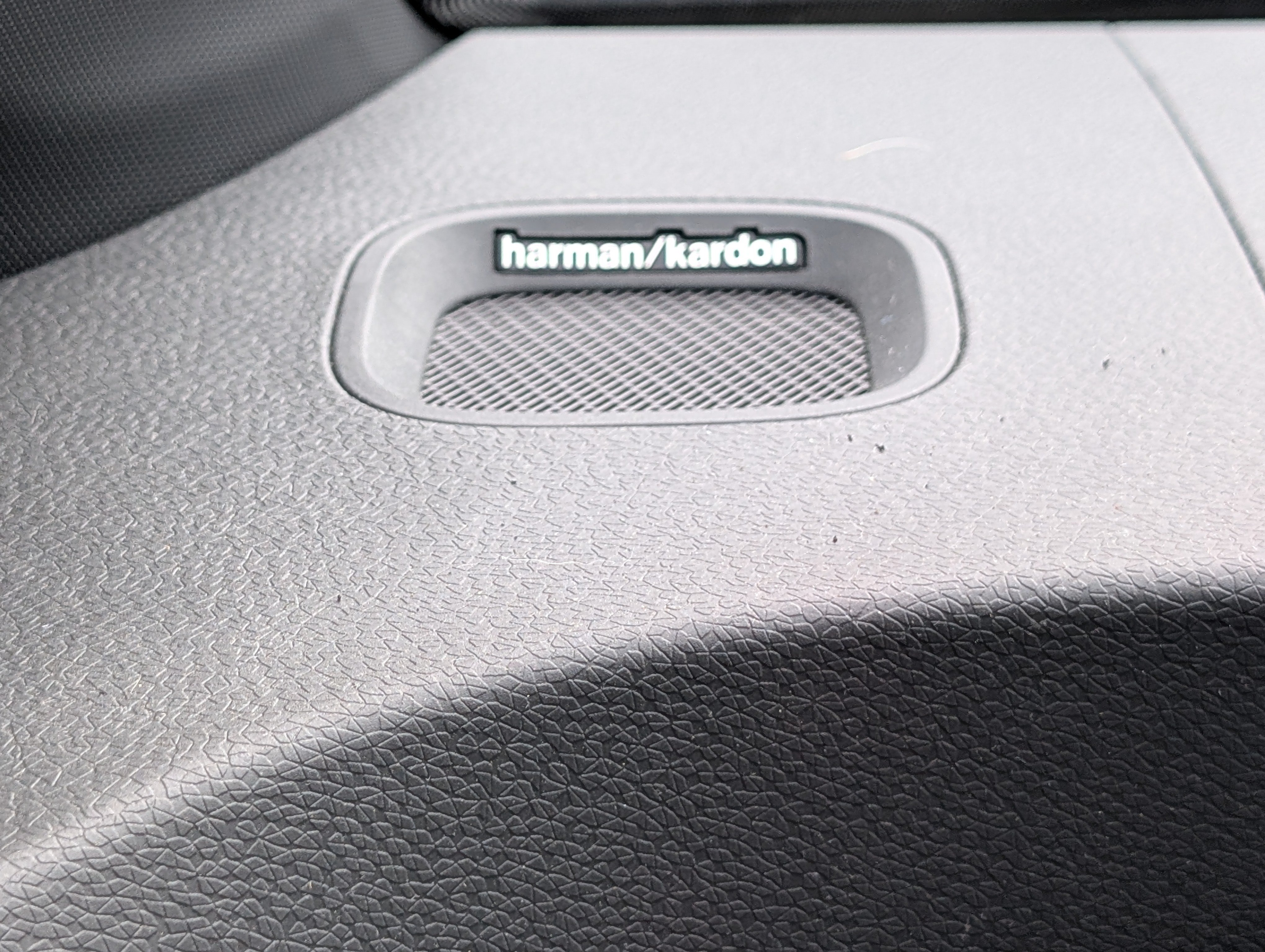 Used 2025 Volkswagen ID. Buzz 1st Edition AWD/4WD image 23