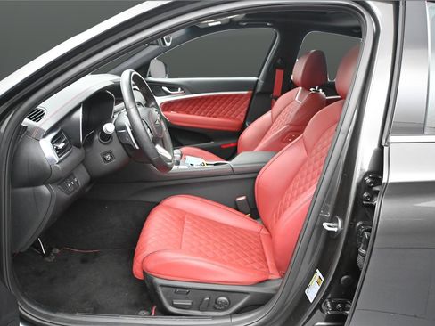 Used 2025 Genesis G70 3.3T Advanced w/ Sport Prestige Package AWD/4WD image 7