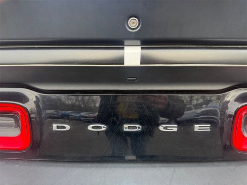 Used 2019 Dodge Challenger GT w/ Plus Package image 17