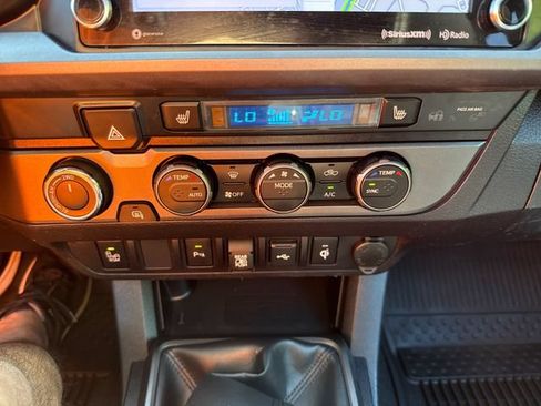 Used 2023 Toyota Tacoma TRD Sport w/ TRD Premium Sport Package AWD/4WD image 28