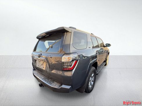 Certified 2024 Toyota 4Runner SR5 Premium w/ Moonroof Package AWD/4WD image 4