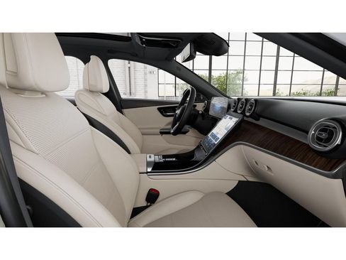 Certified 2026 Mercedes-Benz C 300 4MATIC Sedan image 4