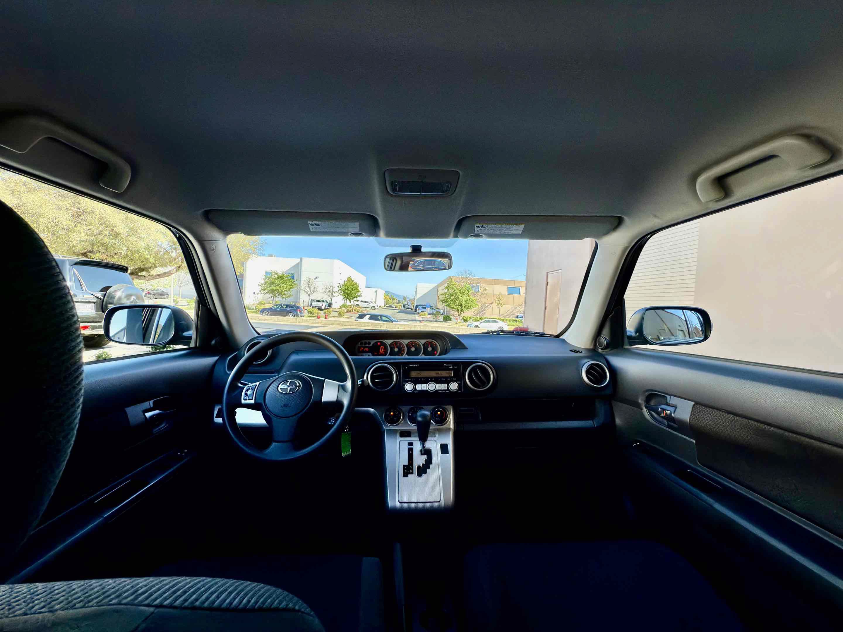 Used 2008 Scion xB FWD image 17
