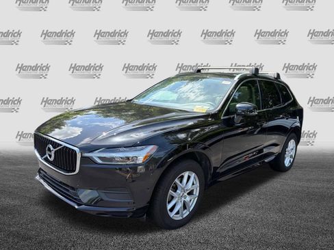 Used 2019 Volvo XC60 T5 Momentum w/ Premium Package FWD image 9