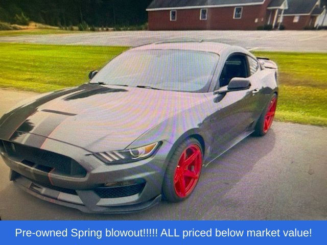 Used 2020 Ford Mustang Shelby GT350 w/ Technology Package RWD image 2