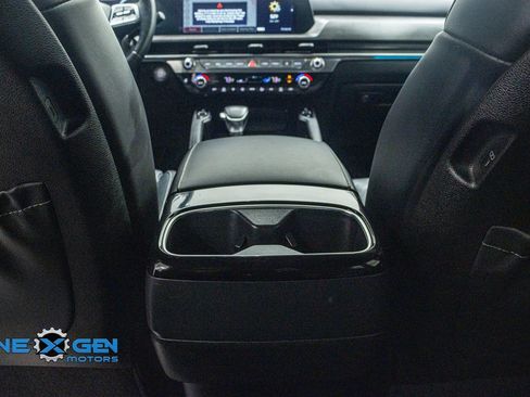 Used 2024 Kia Telluride SX Prestige X-Line image 31