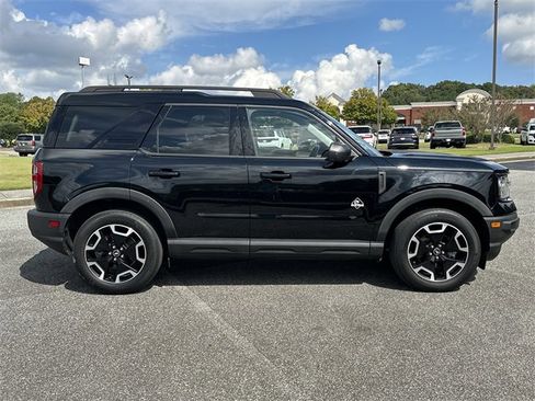 Used 2021 Ford Bronco Sport Outer Banks w/ Outer Banks Package (96D) image 4
