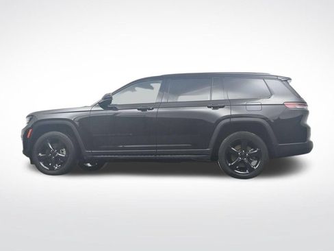 Used 2023 Jeep Grand Cherokee L Laredo AWD/4WD image 36