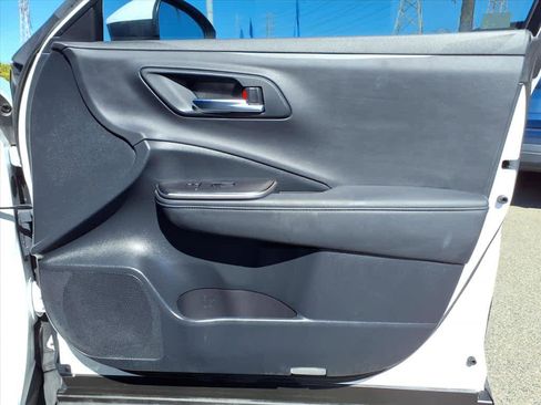 Certified 2023 Toyota Crown XLE image 24