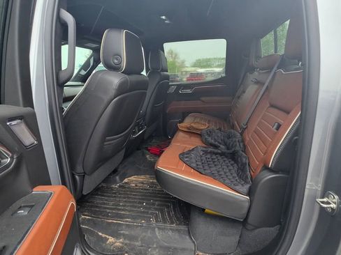 Used 2024 GMC Sierra 1500 Denali Ultimate AWD/4WD image 6