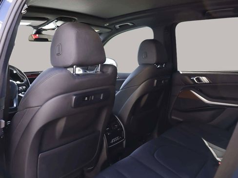 Used 2021 BMW X5 xDrive40i w/ Convenience Package image 27