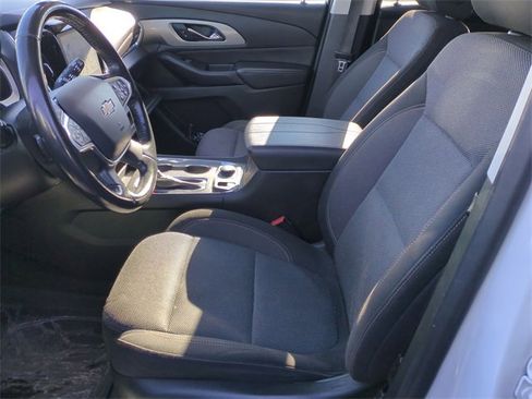 Used 2020 Chevrolet Traverse LT w/ Driver Confidence II Package image 19