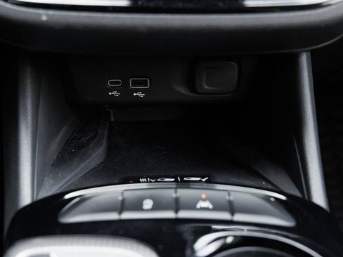 Used 2024 Buick Envista Avenir FWD image 22