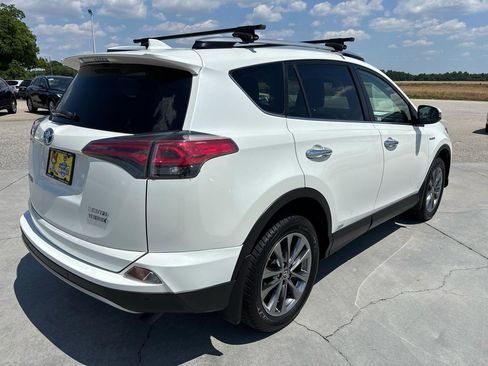 Used 2018 Toyota RAV4 Limited w/ Advanced Technology Package AWD/4WD image 4