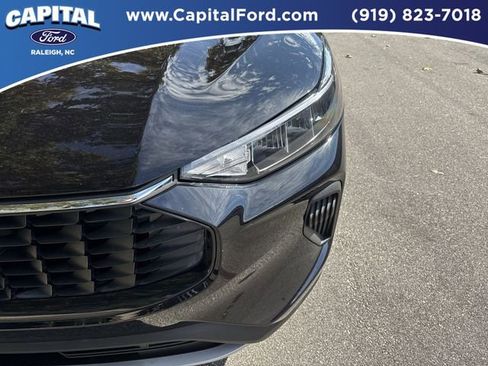 Certified 2023 Ford Escape Active w/ Tech Pack #2 image 11