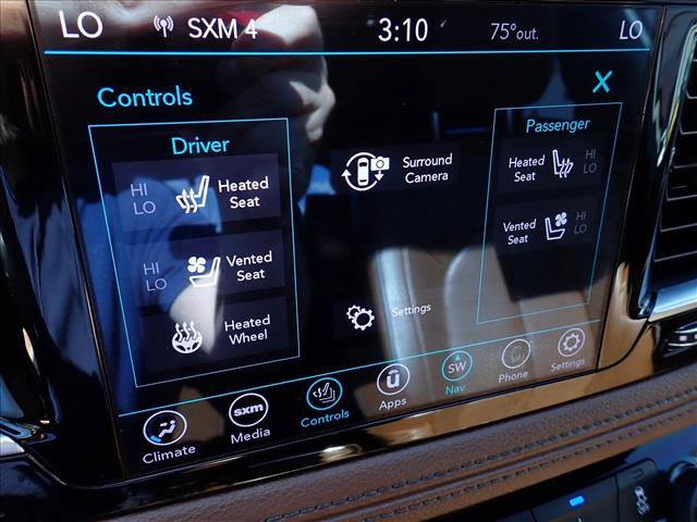 Used 2020 Chrysler Pacifica Limited w/ Advanced Safetytec Group FWD image 25