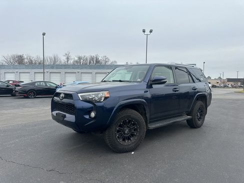 Used 2015 Toyota 4Runner SR5 Premium image 19