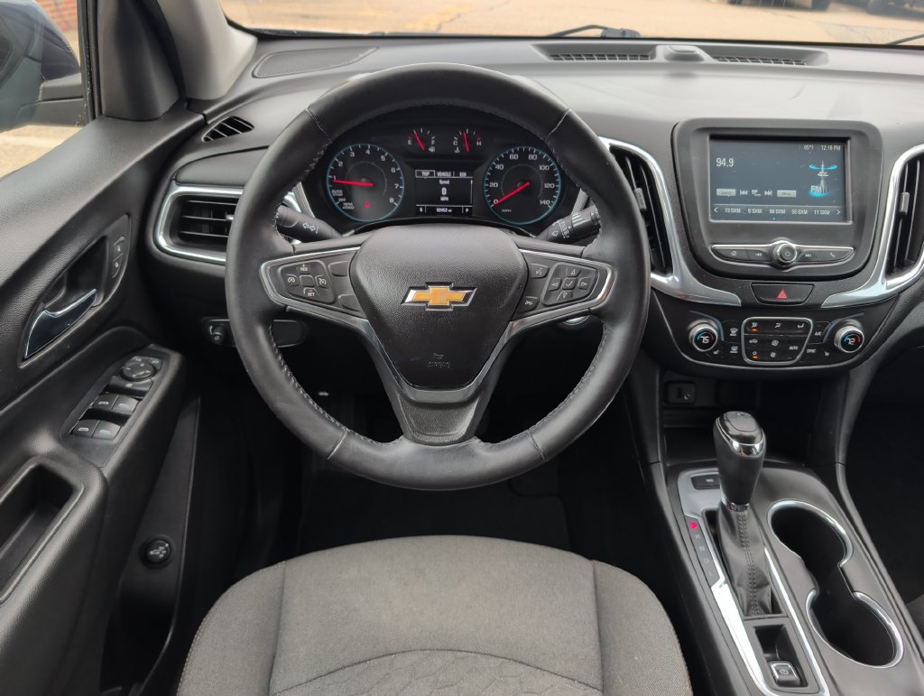 Used 2018 Chevrolet Equinox LT AWD/4WD image 16
