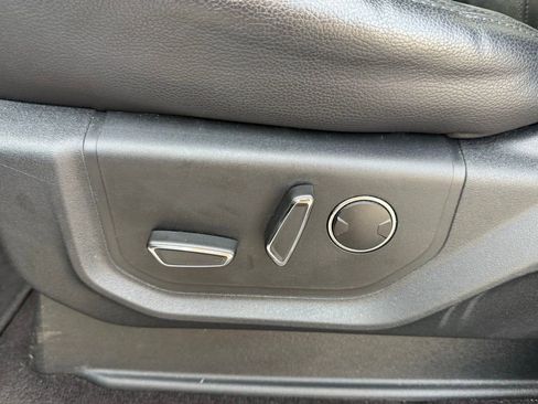 Used 2021 Ford Expedition Limited AWD/4WD image 11