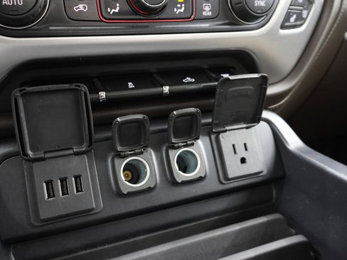 Used 2015 GMC Sierra 3500 SLT w/ Snow Plow Prep Package image 38