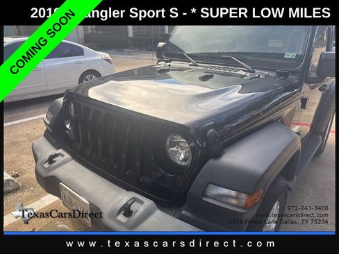Used 2019 Jeep Wrangler Sport S image 2
