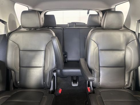 Used 2020 Chevrolet Traverse RS image 24