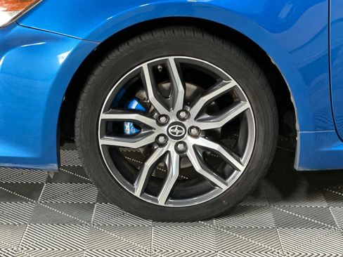 Used 2015 Scion tC image 38