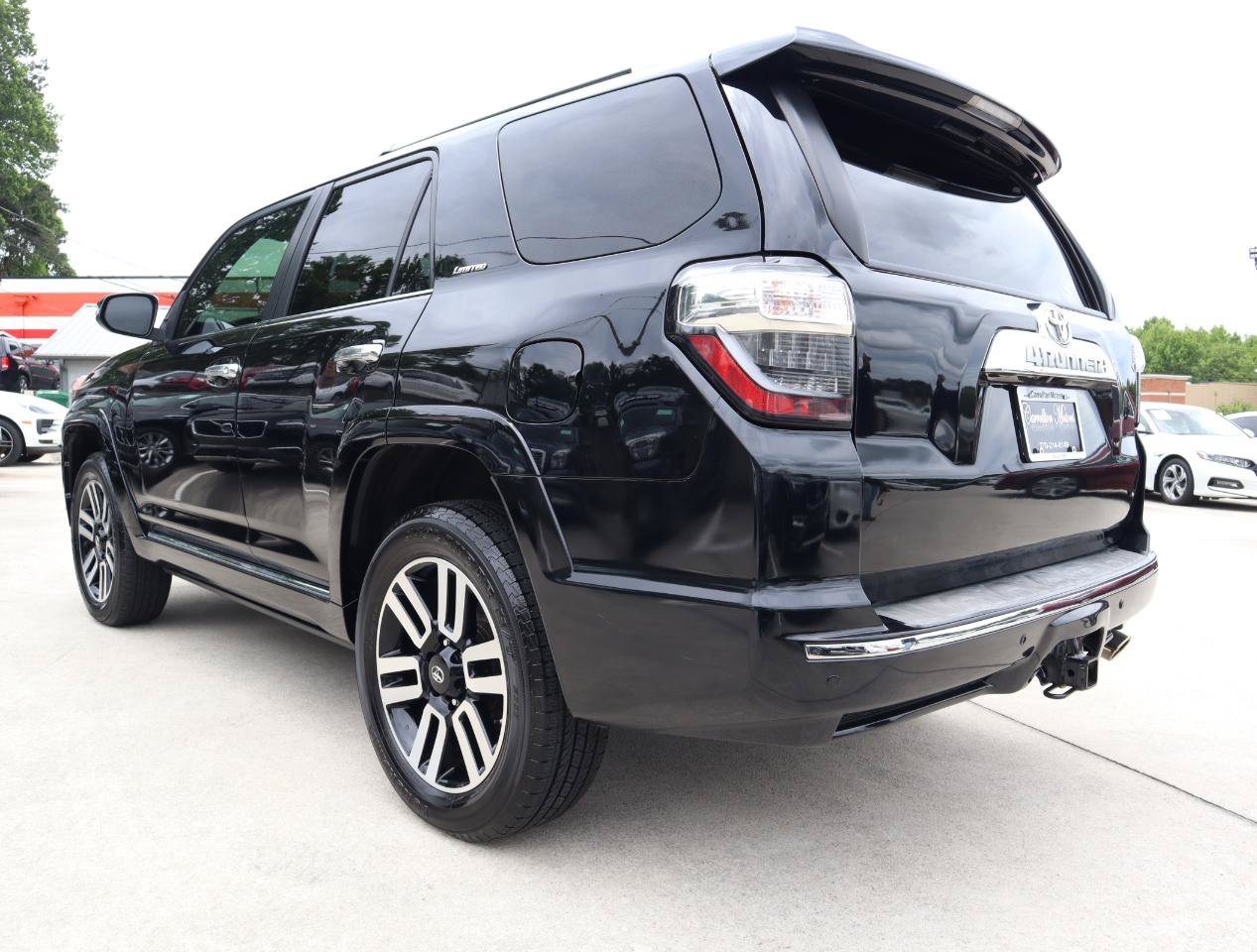Used 2016 Toyota 4Runner Limited AWD/4WD image 4