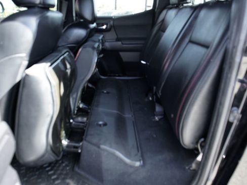 Used 2020 Toyota Tacoma TRD Pro image 38