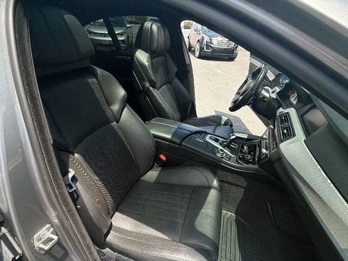 Used 2013 BMW M5 RWD image 11