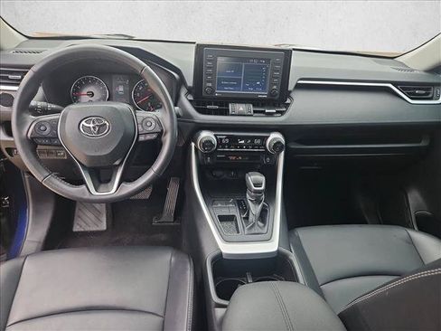 Used 2022 Toyota RAV4 XLE Premium FWD image 19