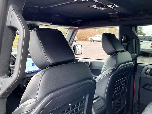 Used 2024 Ford Bronco Big Bend image 12