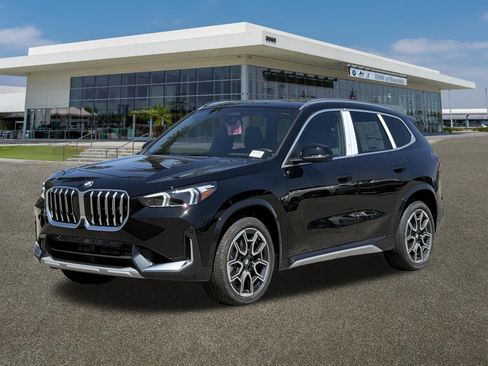 New 2026 BMW X1 xDrive28i w/ Technology Package AWD/4WD image 4