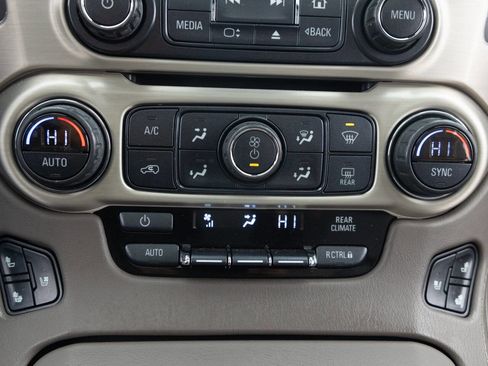 Used 2020 GMC Yukon XL Denali w/ Open Road Package AWD/4WD image 44
