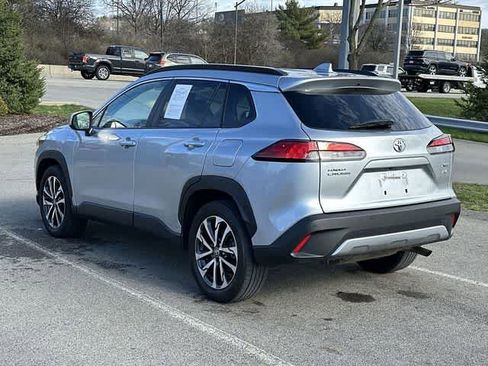 Used 2023 Toyota Corolla Cross XLE w/ Convenience Package image 30