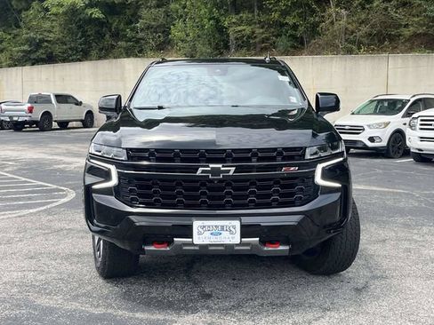 Used 2023 Chevrolet Tahoe Z71 w/ Luxury Package AWD/4WD image 9