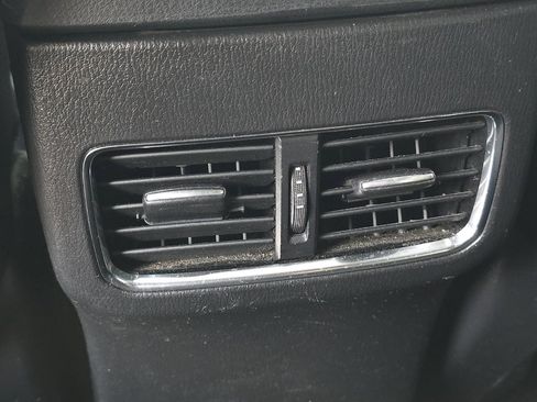 Used 2019 MAZDA CX-5 Touring image 17