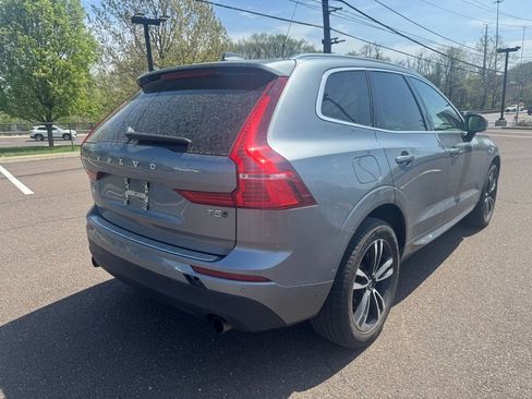 Used 2020 Volvo XC60 T5 Momentum w/ Protection Package Premier image 4