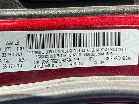 Used 2017 Jeep Grand Cherokee Limited w/ Trailer Tow Group IV image 32