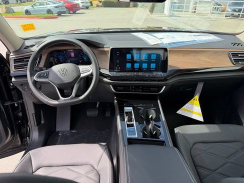 New 2026 Volkswagen Atlas SE AWD/4WD image 15
