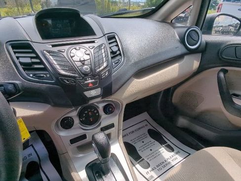 Used 2017 Ford Fiesta SE FWD image 15
