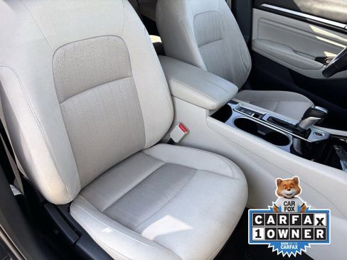 Certified 2022 Nissan Altima 2.5 SV w/ SV Premium Package FWD image 11