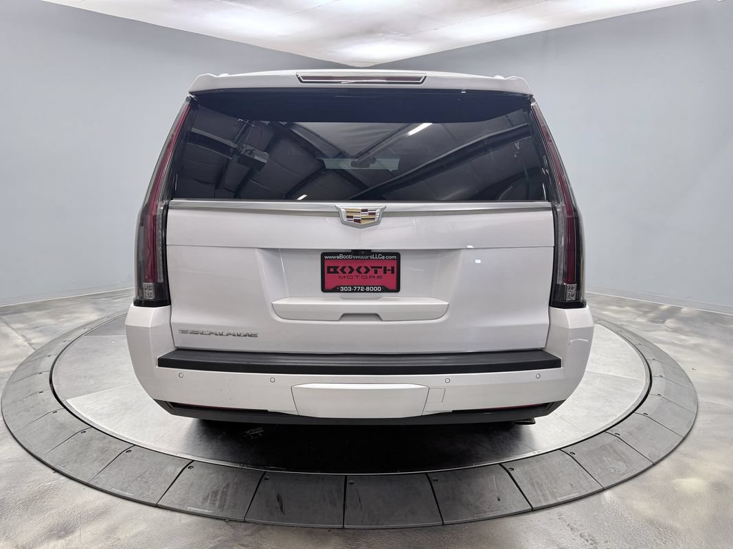Used 2018 Cadillac Escalade ESV Luxury AWD/4WD image 6