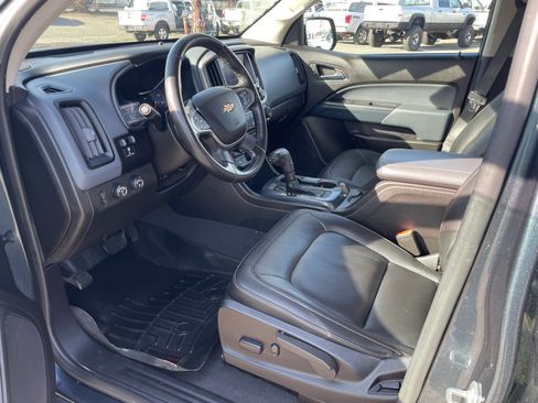 Used 2019 Chevrolet Colorado Z71 image 12