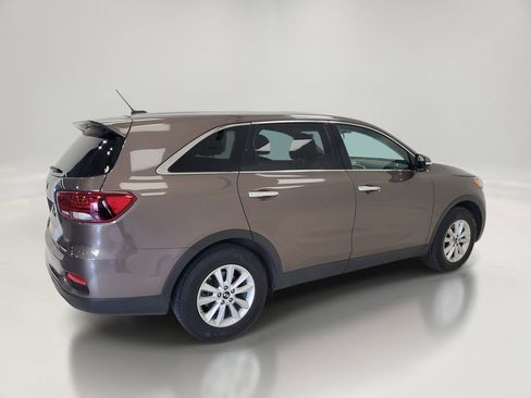 Used 2020 Kia Sorento LX image 6