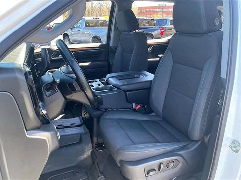 Used 2023 GMC Sierra 1500 Elevation AWD/4WD image 10