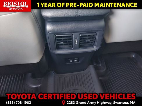 Certified 2019 Toyota RAV4 Limited w/ Limited Grade Weather Package AWD/4WD image 18