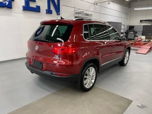 Used 2016 Volkswagen Tiguan SE AWD/4WD image 4